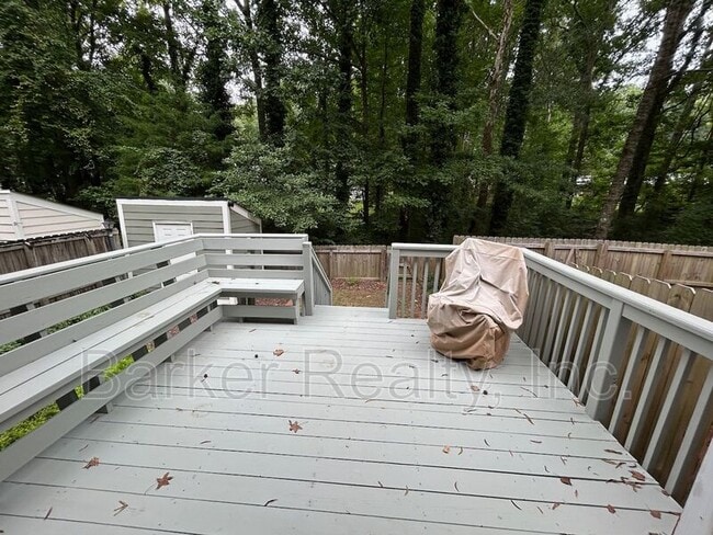 Building Photo - 1215 Collington Dr