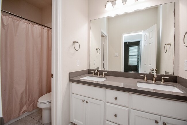 Building Photo - 27231 Symphony Creek Ln