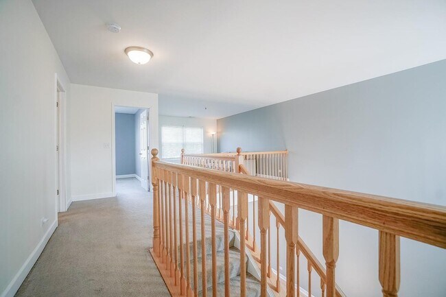 Building Photo - 553 Telluride Dr