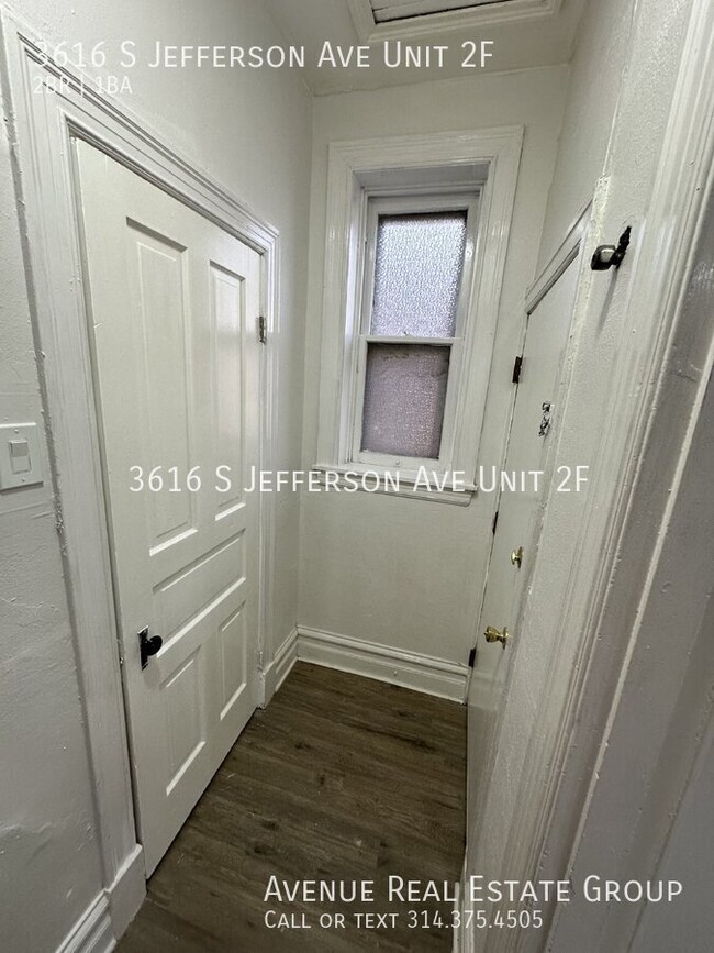 Building Photo - Spacious 2-Bedroom 1-Bathroom in Saint Lou...