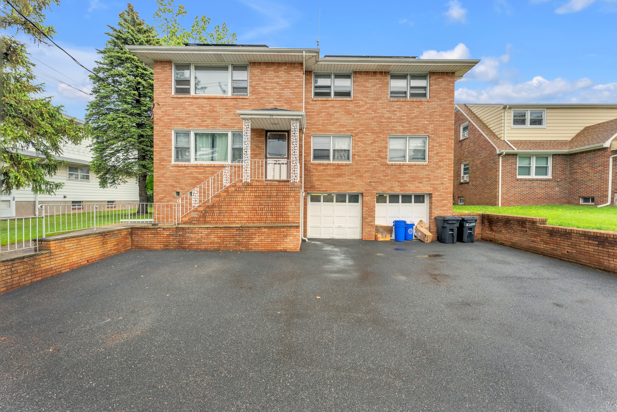 Building Photo - 480 N Midland Ave