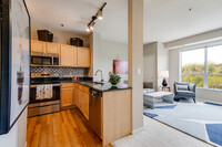 Building Photo - Riverview at Upper Landing