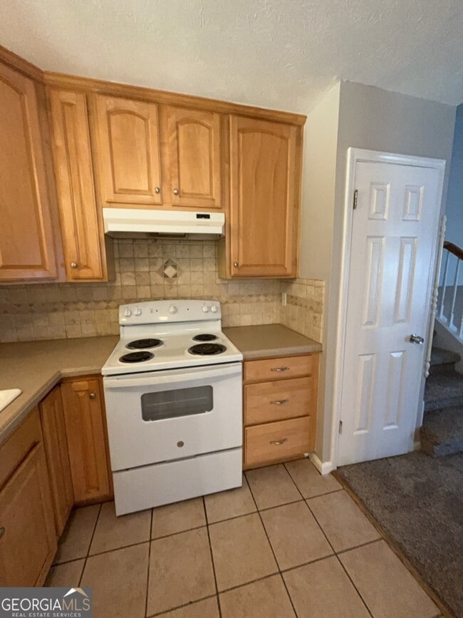 Building Photo - 2693 Seneca Trail NW