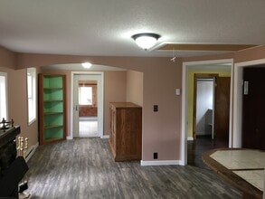 Building Photo - 15 Stanton Trail