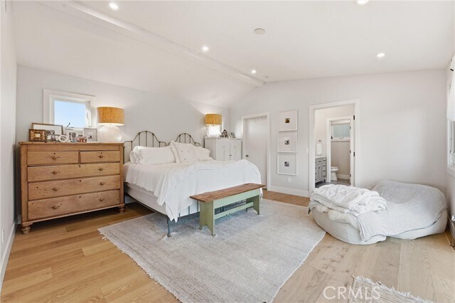 Building Photo - 3078 Zell Dr