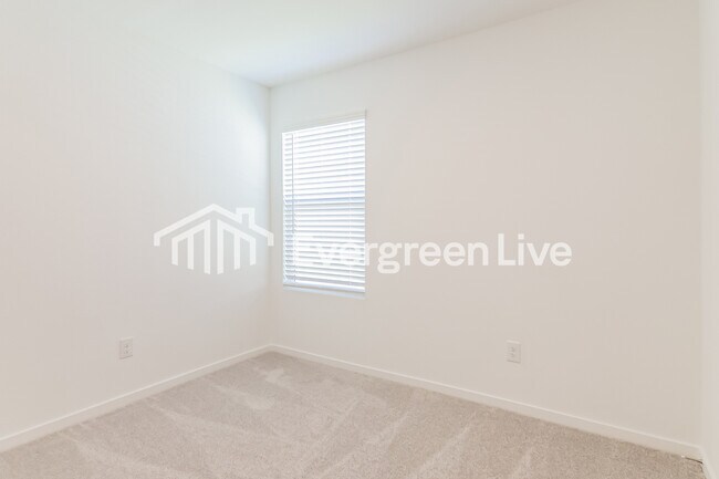 Building Photo - 920 Calley Pear Trl