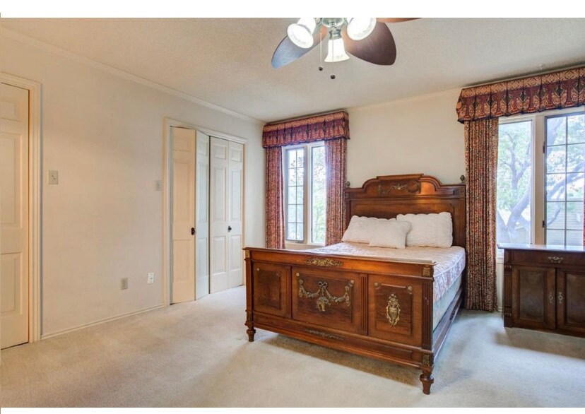 2nd Floor Bedroom - 4610 Indiana Ave