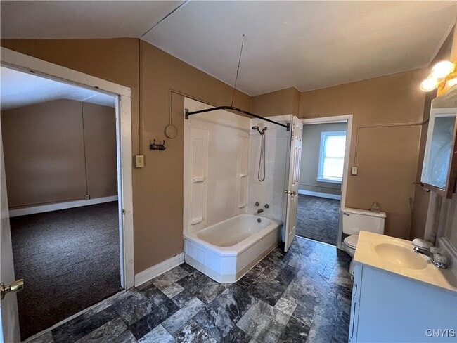 Building Photo - 89-93-93 E 5th St