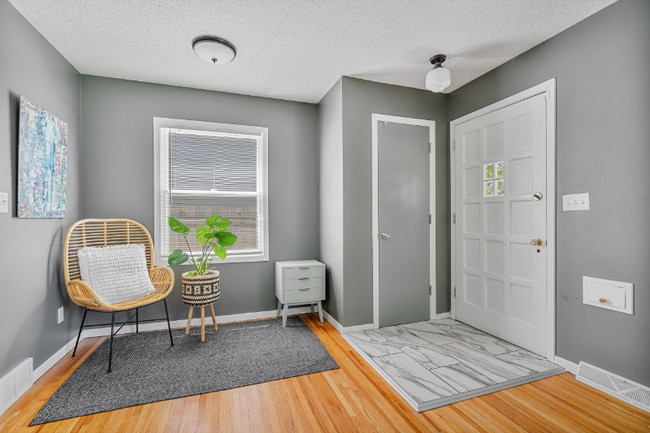 Building Photo - 2425 Cavell Ave S