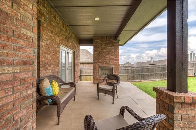 Building Photo - 8309 NW 160th Ct