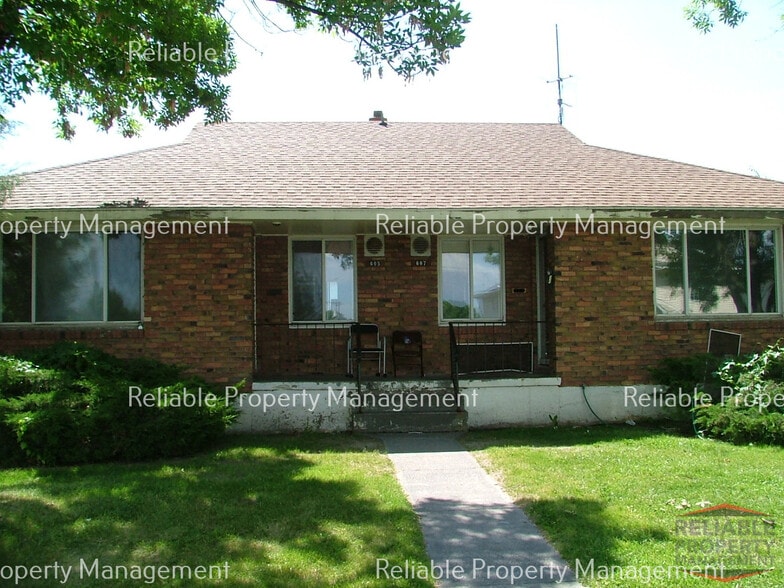 Primary Photo - 607 Linden Dr