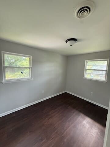 Building Photo - Fresh on the Market – 3 Bedroom, 1 Bath Ho...