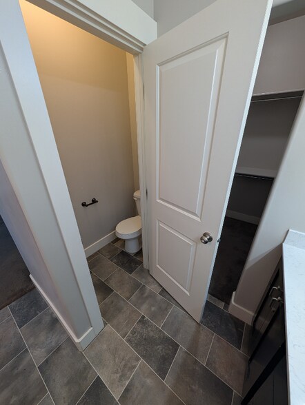 Building Photo - 638 W 1870 S