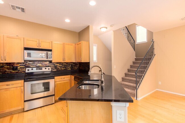 Building Photo - 5708 S 21st Terrace