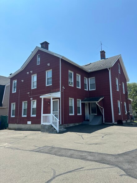 Building Photo - 18 Osborne Ave