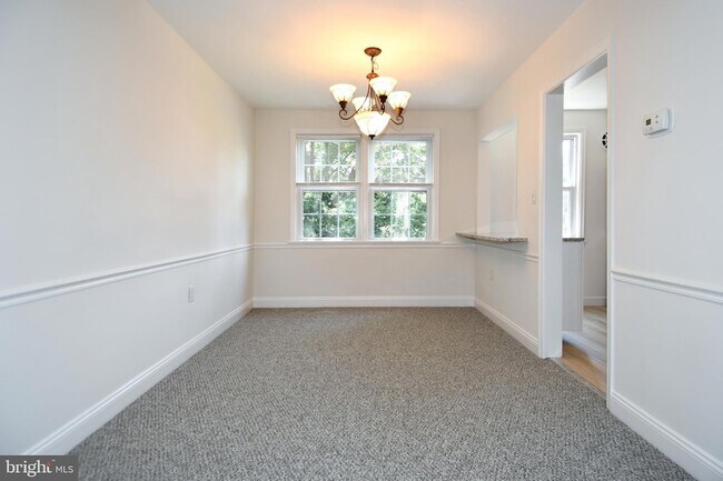 Building Photo - 1303 Belle View Blvd