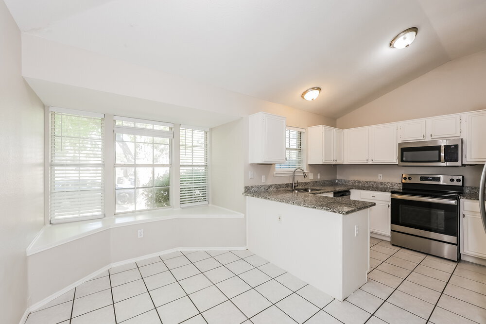 Building Photo - 512 Blue Haze Dr