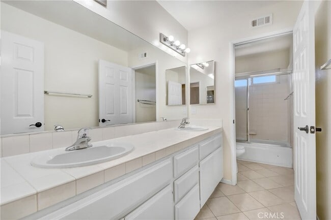 Building Photo - 1140 Regal Canyon Dr