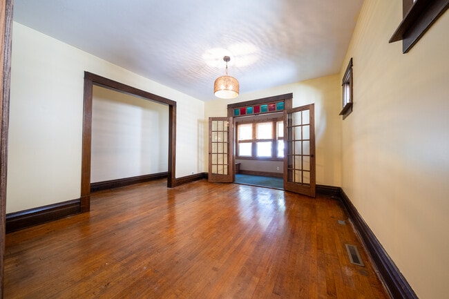 Building Photo - 2513 Monroe St NE