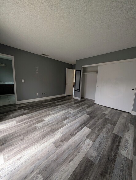 Building Photo - 12307 Paseo del Sol Way