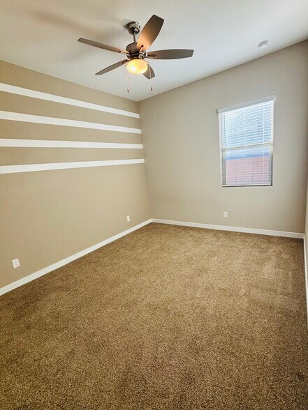 Building Photo - 21352 E Domingo Rd