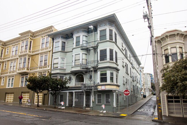 Building Photo - 409 Laguna