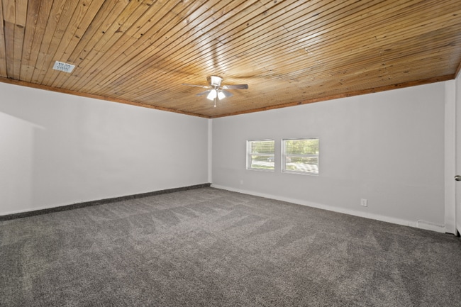 Building Photo - 3502 S Dakota Dr