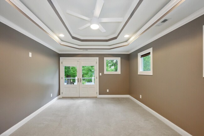 Building Photo - 359 S Upper St