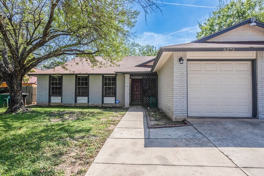 Building Photo - 5275 Meadow Rise St
