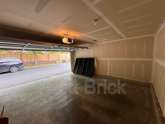 Building Photo - 107 164th St SE