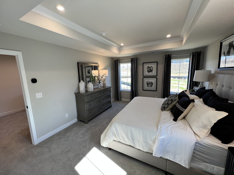 Building Photo - 180 Climbing Ivy Cir