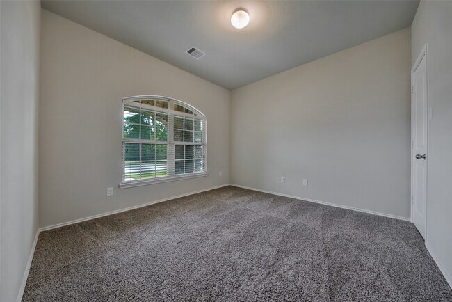 Building Photo - 5423 Briarstone Ridge Ln