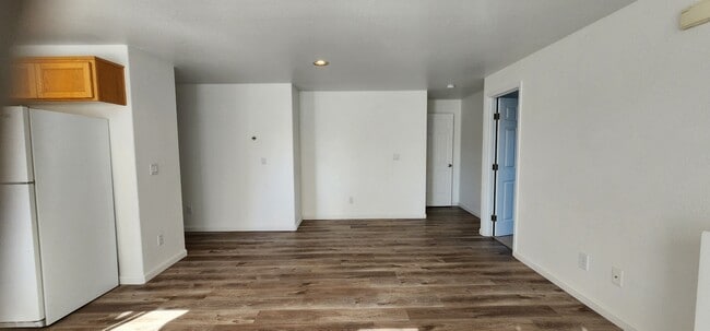 Building Photo - 1545 Fircrest Ct SE