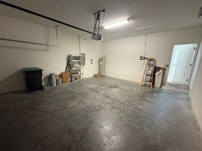 Building Photo - 3 Bed / 2 Bath Home in Mt. Dora – w/ Amenities!