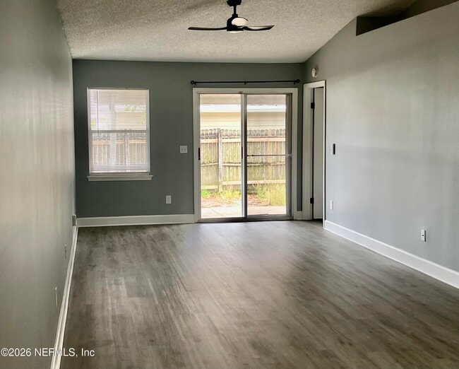 Building Photo - 8778 Buzz Ct