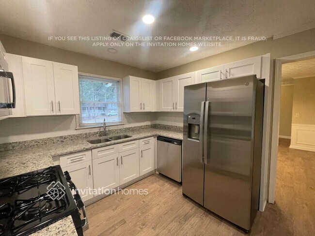 Building Photo - 2634 Laurel Woods Ln SE