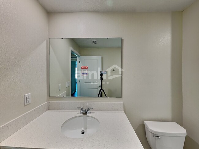 Building Photo - 4355 Seven Canyons Dr