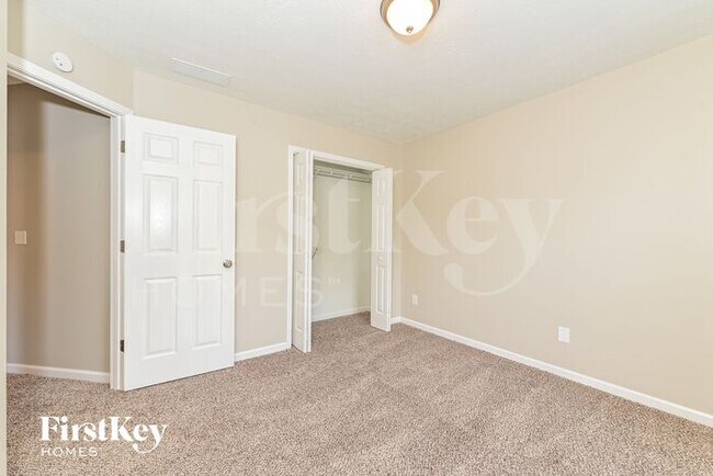 Building Photo - 3496 Heathervale Way SW
