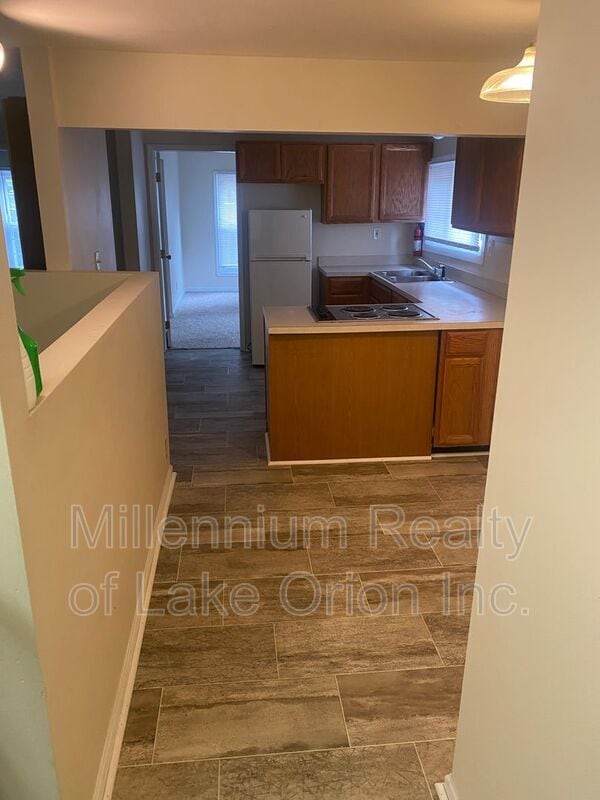 Building Photo - 709 W Dryden Rd