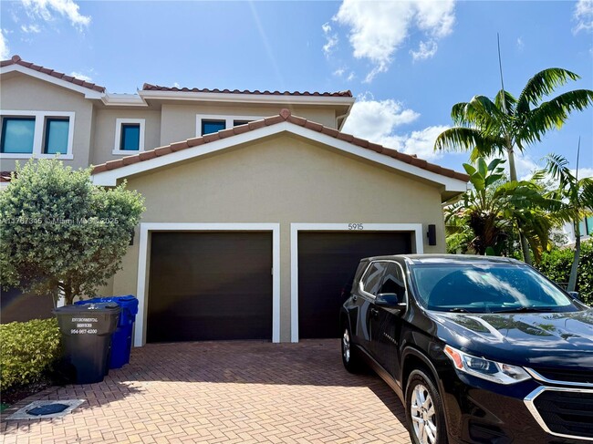 Building Photo - 5915 Brookfield Cir