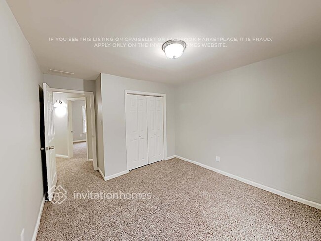 Building Photo - 3620 Broken Arrow Dr