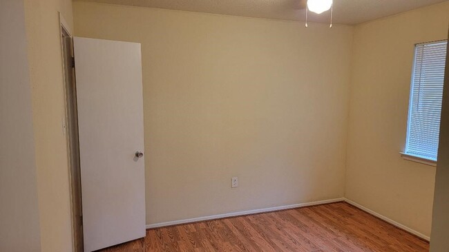 Building Photo - 3319 Boxelder Dr