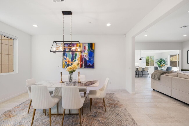 Building Photo - 81890 Via Encinitas