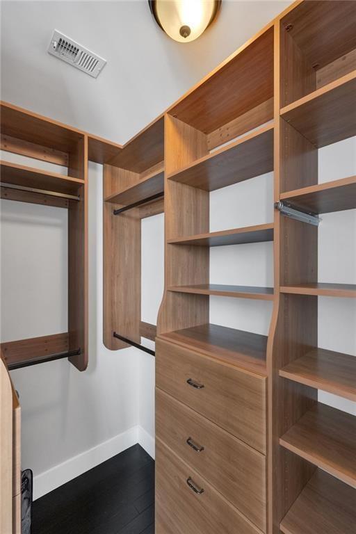 Building Photo - 2233 Peachtree Rd NE