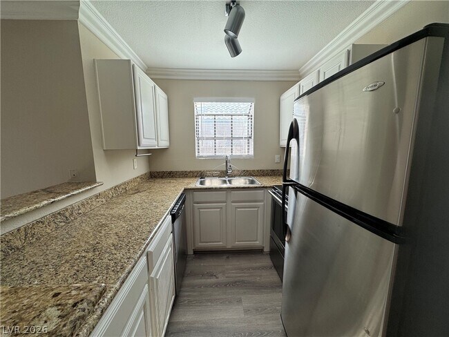Building Photo - 4050 Pacific Harbors Dr