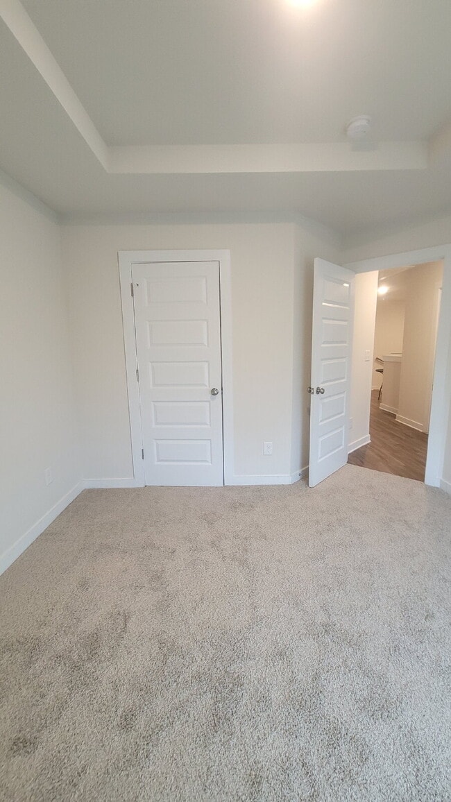 Building Photo - 7203 Chatfield Wy NW