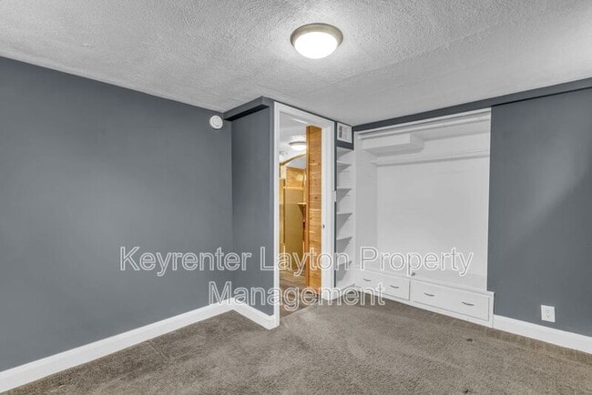 Building Photo - 1687 Rushton St