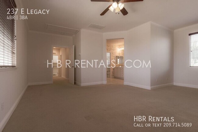 Building Photo - WICKLUND Village 4 Bedroom Home - Gated Dr...