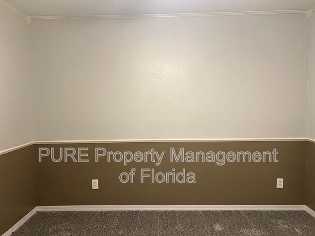 Building Photo - 112 Pecan Run