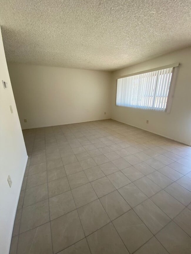 Building Photo - 7455 Fox Trl